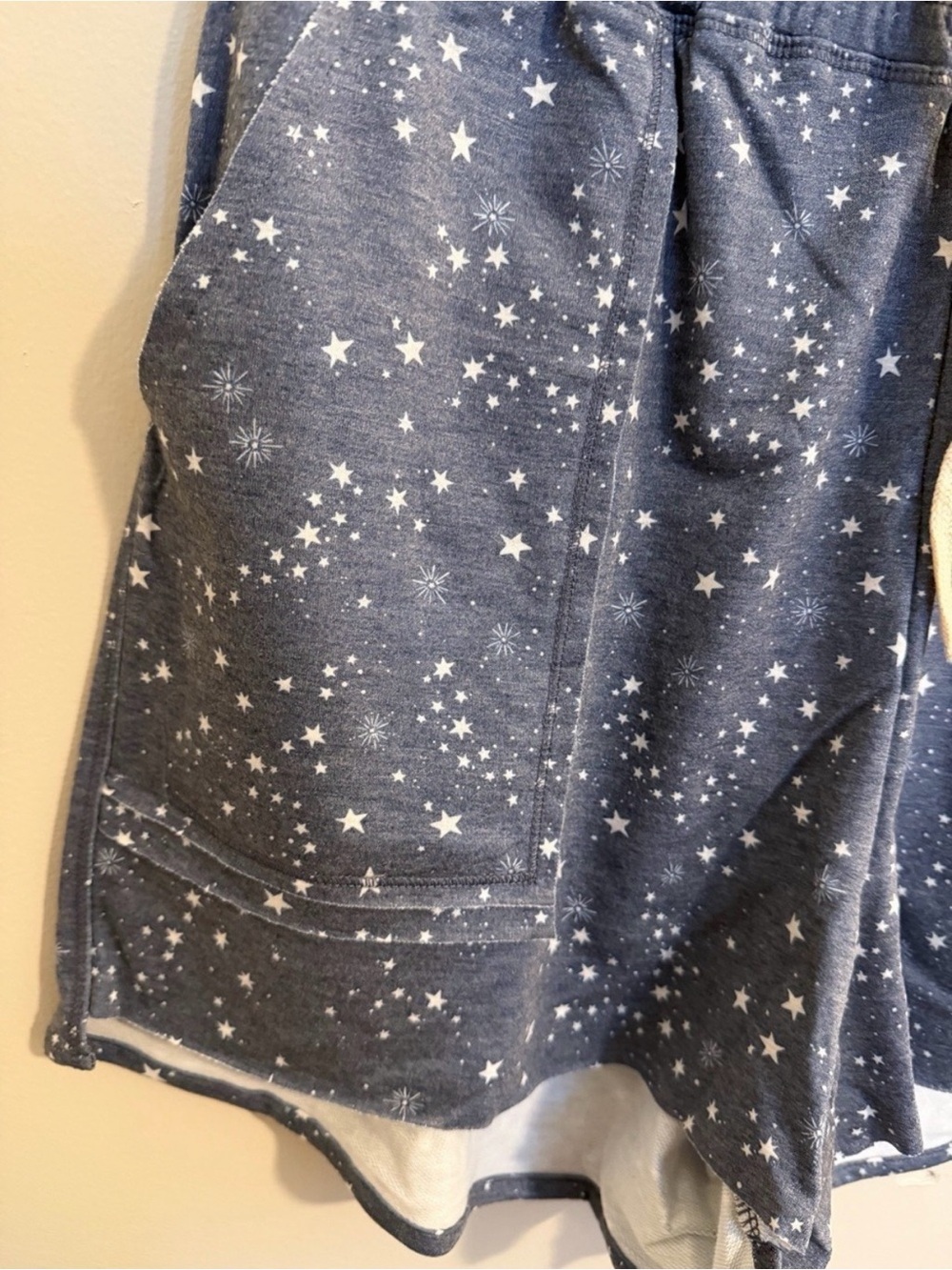 LA Threads Active Navy Star Print Shorts, NWOT, Women’s Medium - Picture 4 of 5